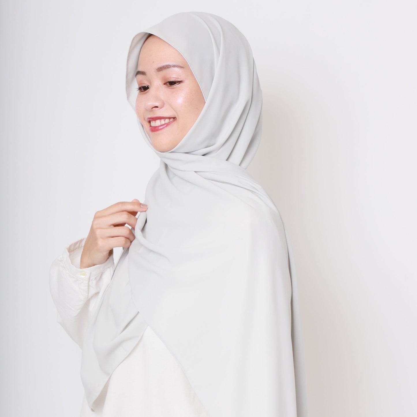 Sakura Crepe Ginnezu Shawl (Silver Grey)