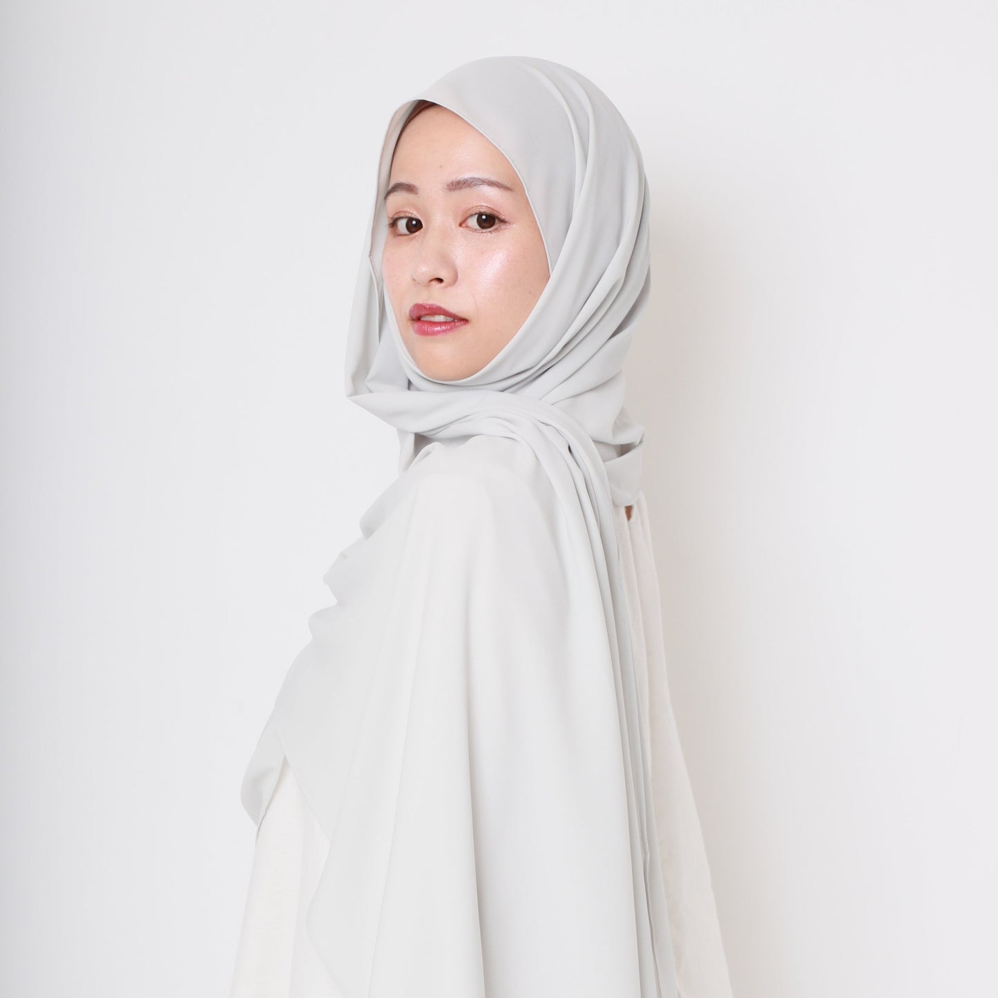 Sakura Crepe Ginnezu Shawl (Silver Grey)