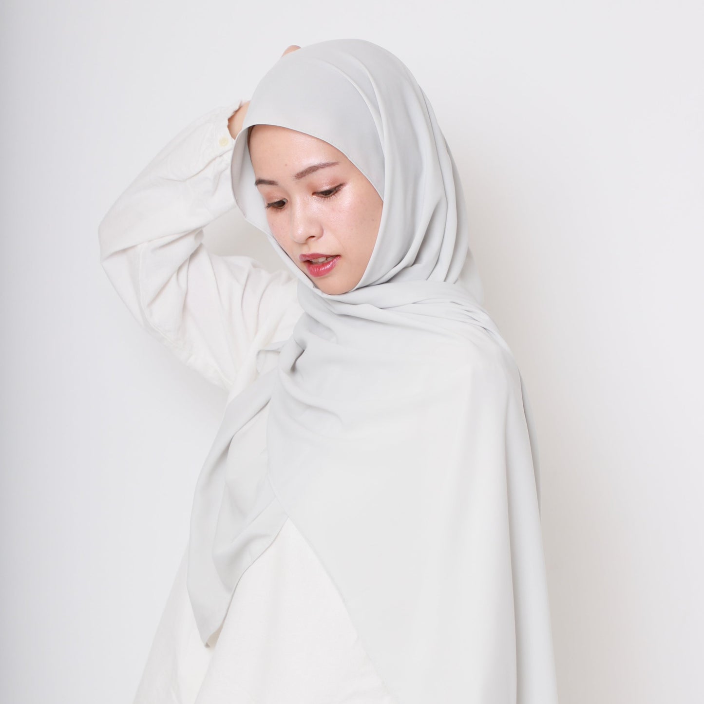 Sakura Crepe Ginnezu Shawl (Silver Grey)