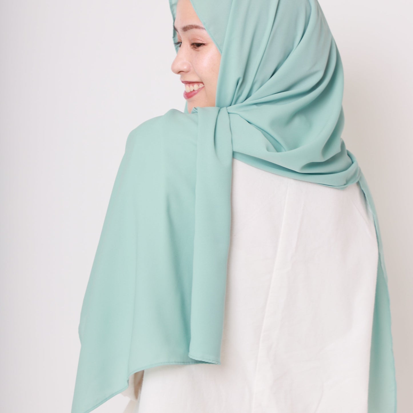 Sakura Crepe Sabiseiji Shawl (Grey Mint)