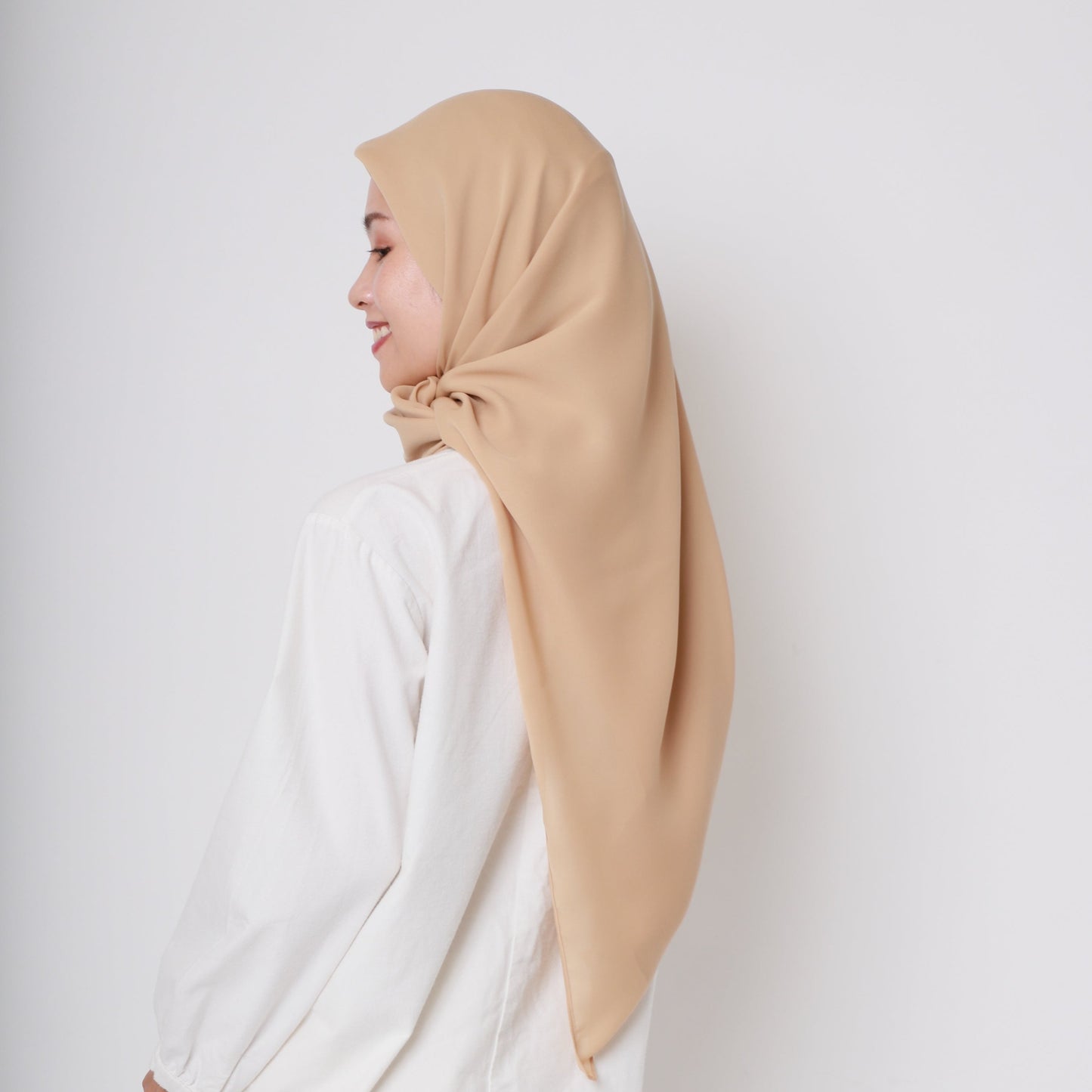 Sakura Crepe Suna Shawl (Beige)